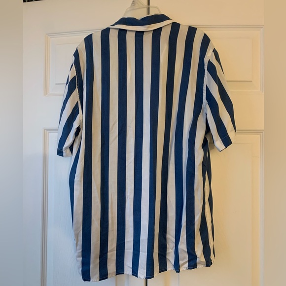 H&M Button Down - Picture 3 of 3